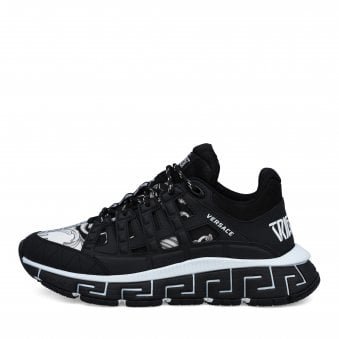 Black & White Trigreca Sneakers