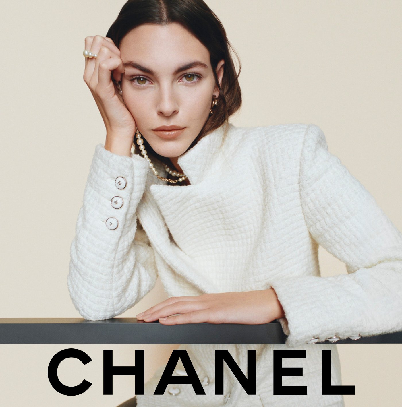 Chanel: New Fall-Winter 2022 makeup