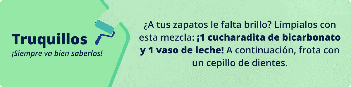 ¿A tus zapatos le falta brillo? Límpialos con esta mezcla: ¡1 cucharadita de bicarbonato y 1 vaso de leche! A continuación, frota con un cepillo de dientes.