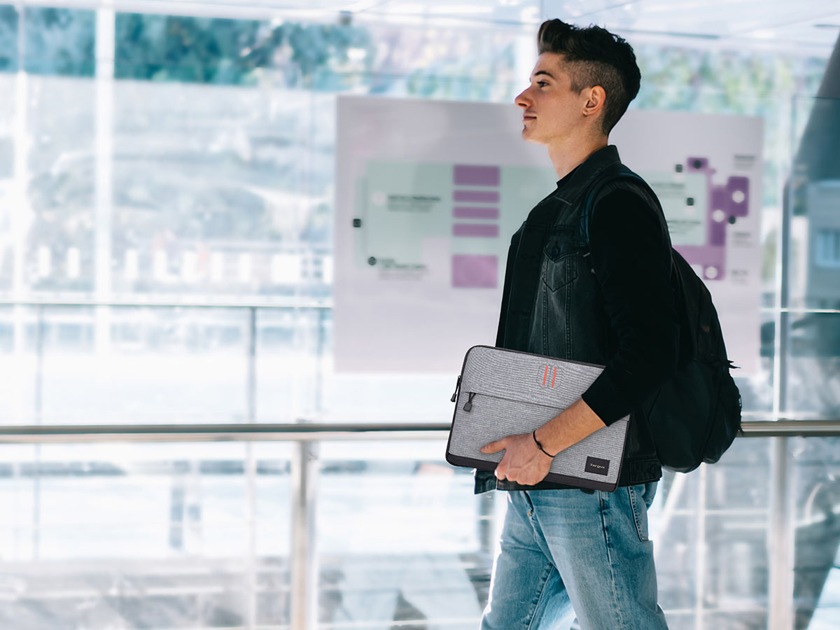 Targus International 🎒 Cases & Accessories For The 20222023 Academic