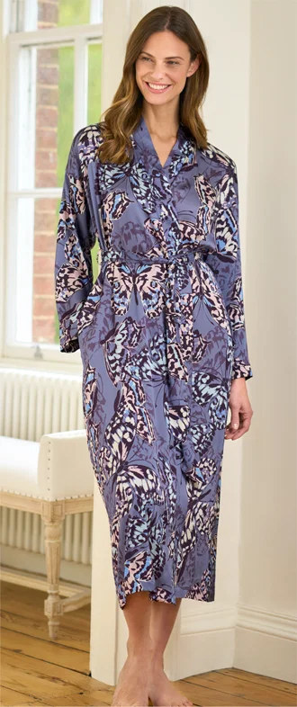 Figure-skimming sleeveless nightdress, crafted from luxurious silky satin