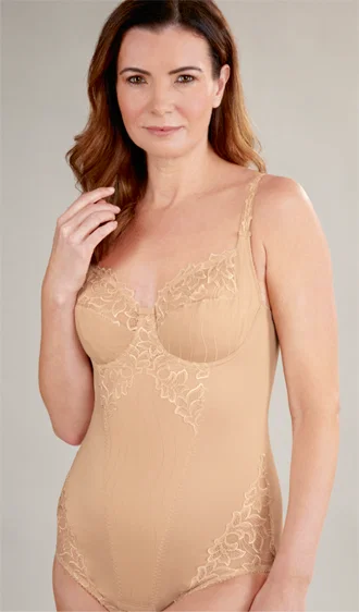 Luxurious shape-enhancing body embellished with beautiful embroidery