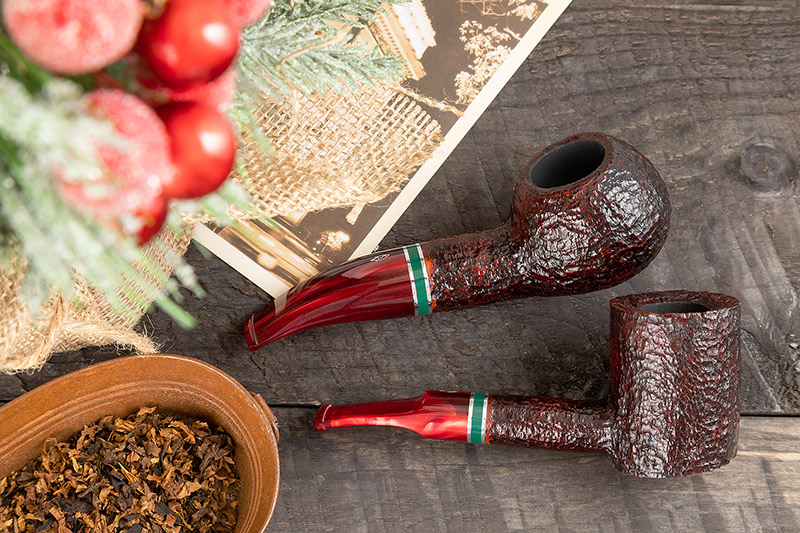 More Savinelli Saint Nicholas 2022 Pipes OnSite