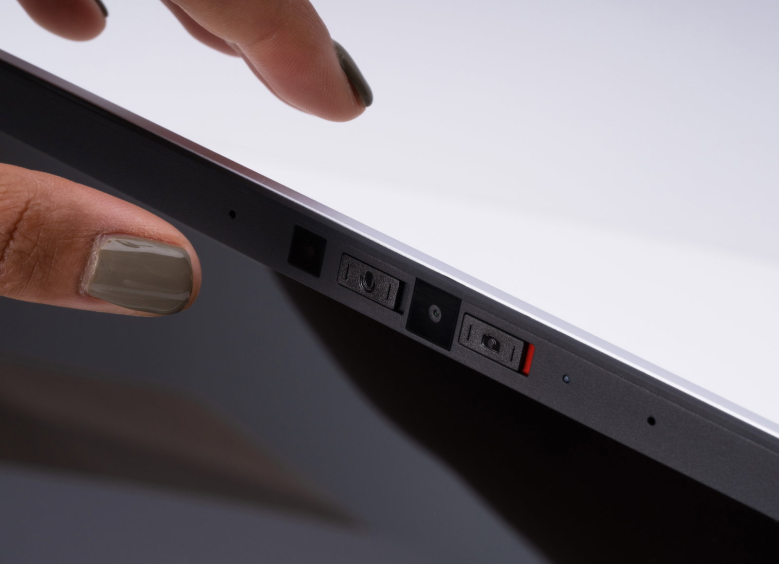 Framework Laptop Chromebook Edition with built-in privacy switches
