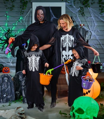 costumes