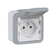 Prise 2P+T avec éclips de protection Prog Plexo complet saillie gris - 16 A