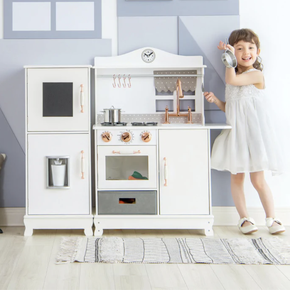 TEAMSON KIDS LITTLE CHEF MARSEILLE RETRO PLAY KITCHEN, WHITE