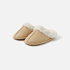 Furry cat ballerina slippers black