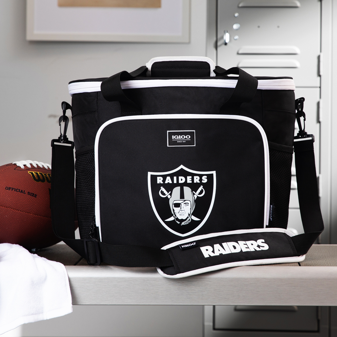 Igloo Coolers New NFL Tailgate Totes to chill with on game day.🏈👜🧊