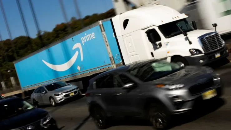 An Amazon Prime truck is pictured as it crosses the George Washington Bridge on Interstate Route 95 during Amazon’s two-day “Prime Early Access Sale” shopping event for Amazon members in New York, October 11, 2022.