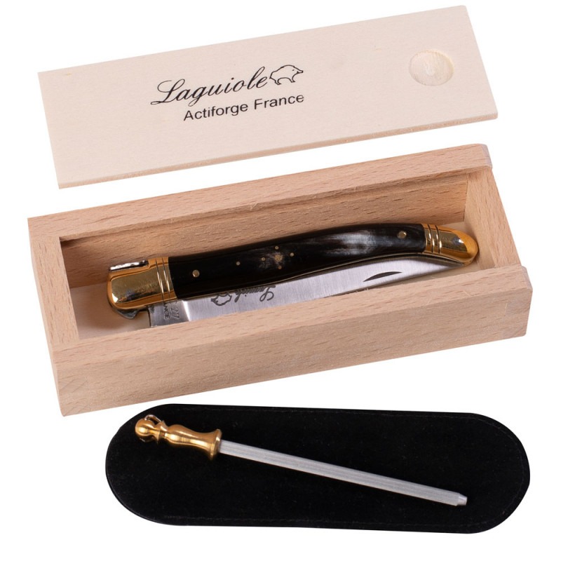 LAGUIOLE CORNE NOIRE MITRE LAITON 12CM+ UN COFFRET BOIS+ UN FUSIL+ UN ÉTUI SUÉDINE