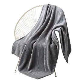 Monte & Jardin 60-inch x 70-inch Ultra Plush Throw