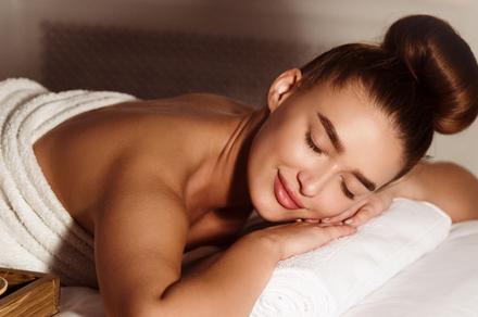 Sydney: Four-Hour Tranquil Moment Spa Package with Light Lunch & Refreshments at the Five-Star Radisson Blu 