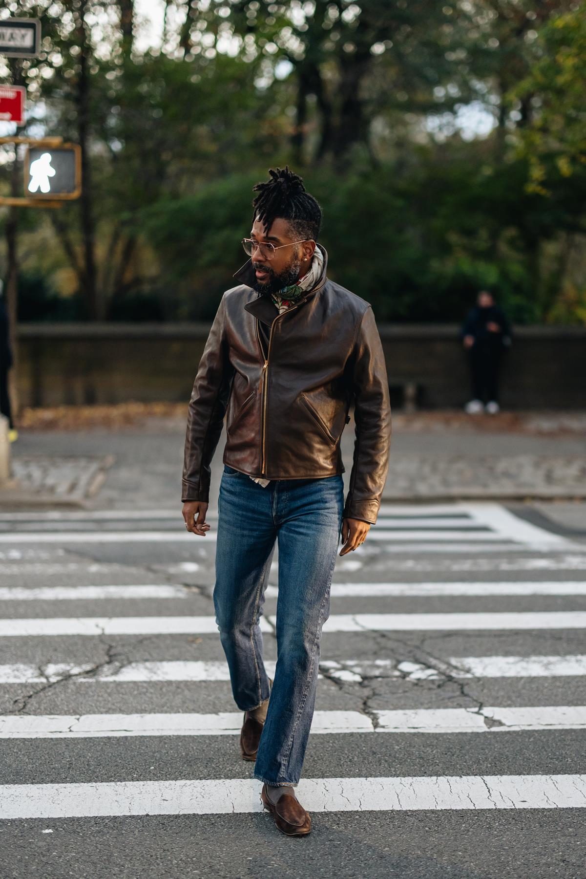 https://www.thearmoury.com/collections/coats-and-jackets/the-armoury-x-the-real-mccoys-horsehide-double-breasted-flight-leather-jacket?variant=39876445470791