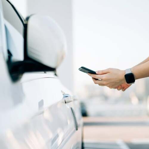 Google Enables Digital Car Key Sharing Between iPhones, Pixels