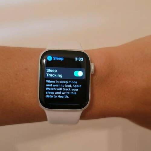 Hit Snooze on Restless Nights: How to Track Your Sleep on an Apple Watch