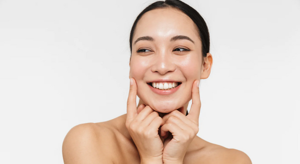 IMAGE - 8 BEST SKINCARE INGREDIENTS FOR OILY SKIN