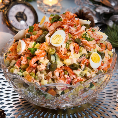 Царский оливье с раковыми шейками по-старорусски