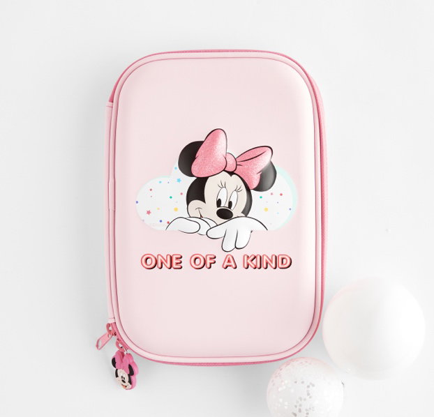 Minnie moulded 
pencil case $10.