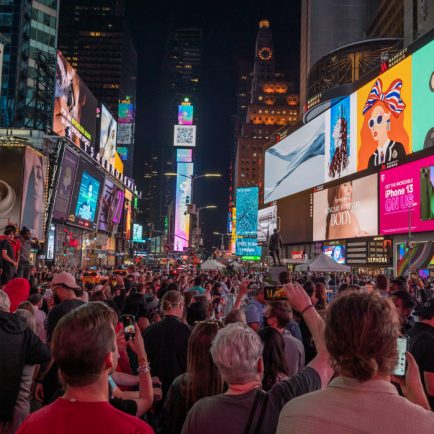 Art Industry News: A Sweeping Documentary Series About the NFT Phenomenon Is Coming to Amazon Prime + Other Stories
