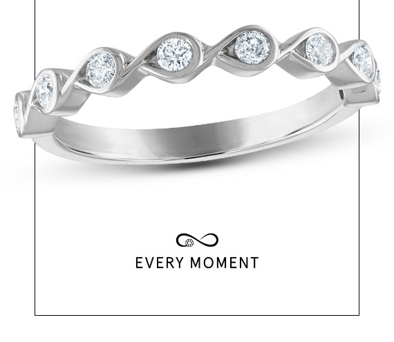 Every Moment Round-cut Diamond Ring 1/4 ct tw 14K White Gold