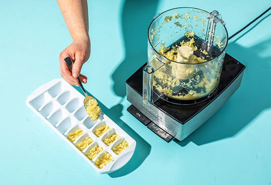 Quick Bite: Freezing Garlic and Ginger for Stir-Fries