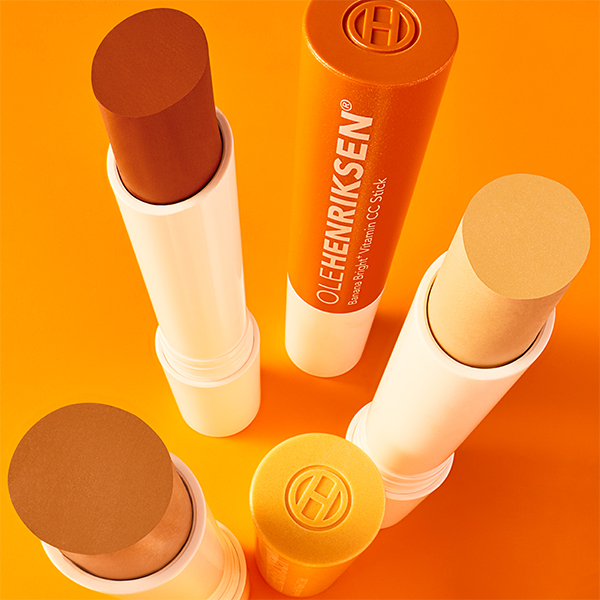 Banana Bright+ Vitamin CC Eye Sticks - OLEHENRIKSEN