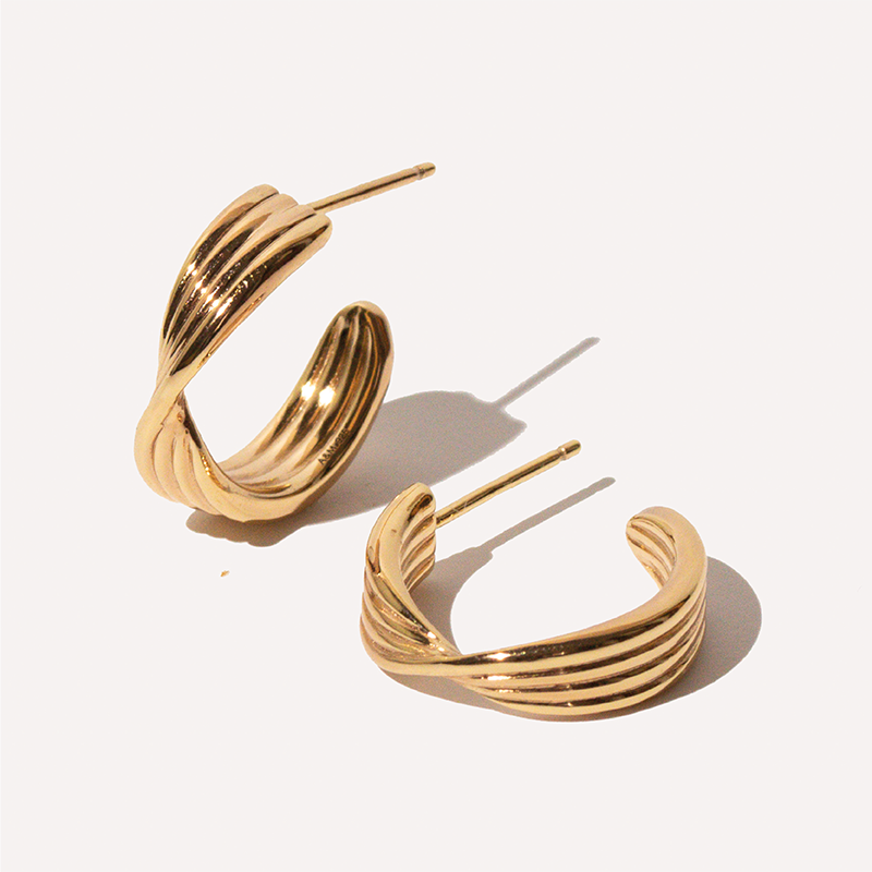 Twist Hoops