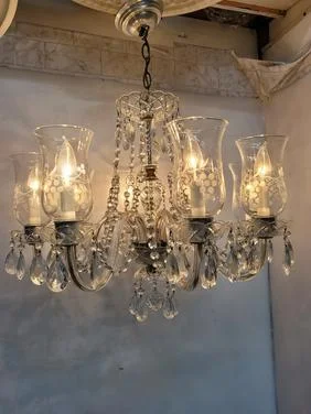 Vintage and Mid-Century Art and Lighting