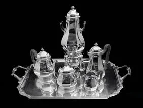 Exquisite Decorative Arts