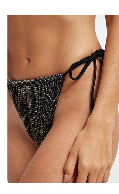 ALWAYS FITS TINY METALLIC BOTTOM