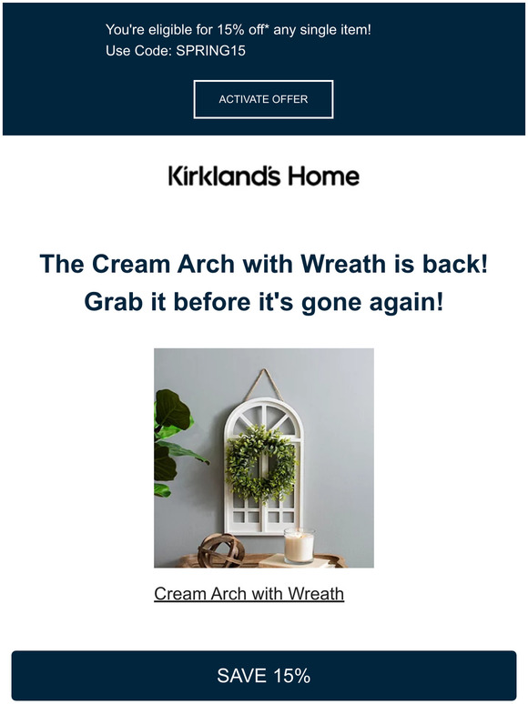 🔔 Back in stock! The Cream Arch with Wreath is available again! 