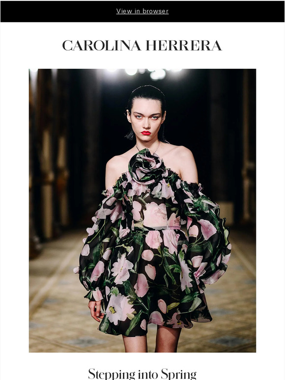 Discover Carolina Herrera Spring Summer 2022 Accessories Collection