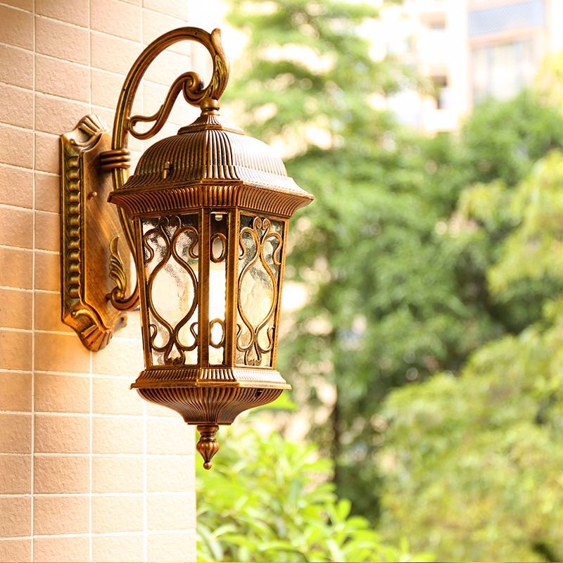 Outdoor Wall Lamp