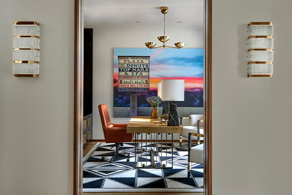 Sasha Adler Conjures a Sleek Yet Inviting Chicago Abode with Bold Colors and Iconic Designs 