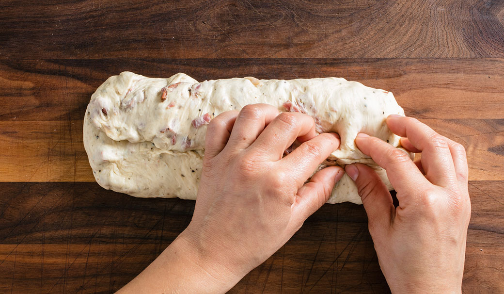 America's Test Kitchen How to make the BEST brisket? Crowdpleasing