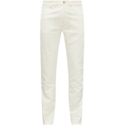 5-pocket jeans udført i 100% bomuld med logo på baglomme. Slim fit FD55DP1016D2 Jeans
