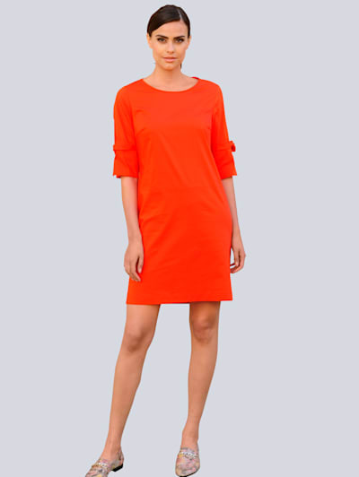 Kleid mit Knotendetail am Ärmel