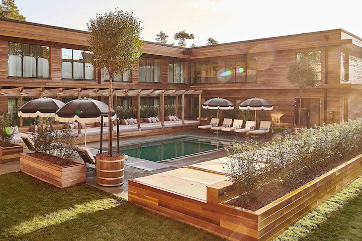 Wellnesspaket på Ellery Beach House: övernattning, frukost och Beach Club för 2