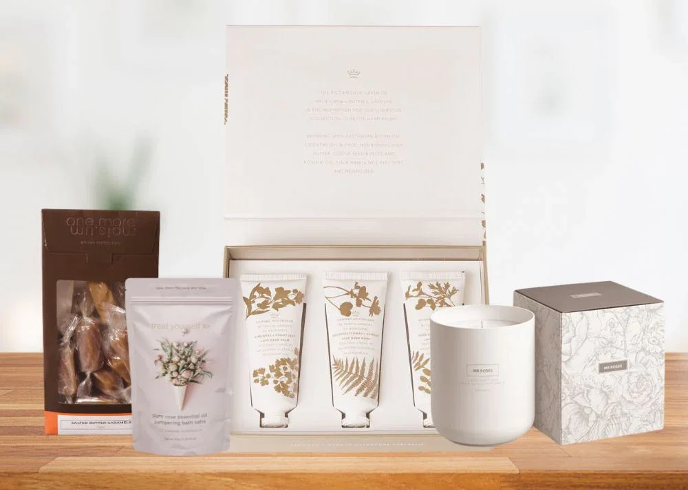 Image of Deluxe Mr Roses Pamper Me Hamper