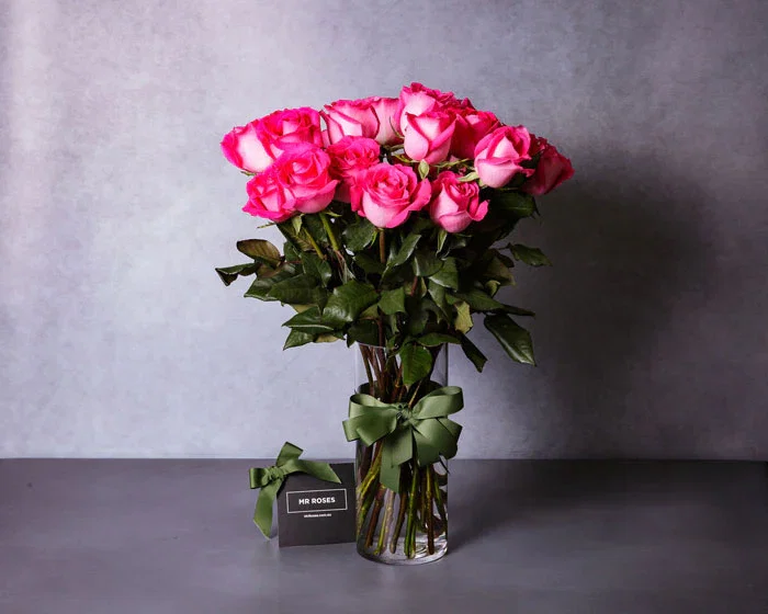 Image of Pink Long Stemmed Roses