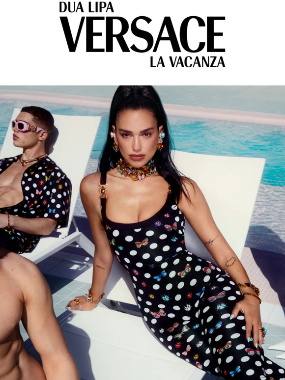 Dua Lipa x Versace è ora disponibile