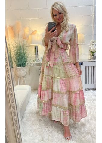 designer desirables dresses RATE:899/-+SHIPPING* PREMIUM DESIGNER READYMADE GOWN COLLECTIONS. Designer Gown is luxury clothing Considered to be high quality Made by Zari-Thread & Sequins Embroidery. This is Made for Desirable Women's who deserve it