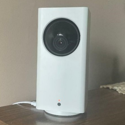 Review: A Revolving Roku Cam for Inside Your Home