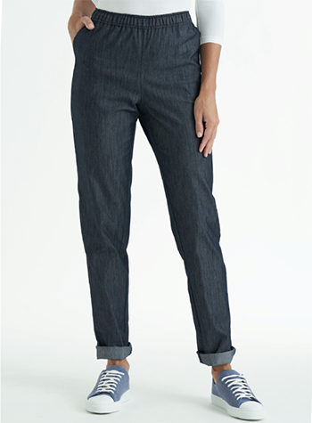Casual pull-on trousers, crafted from a cotton-rich woven fabric