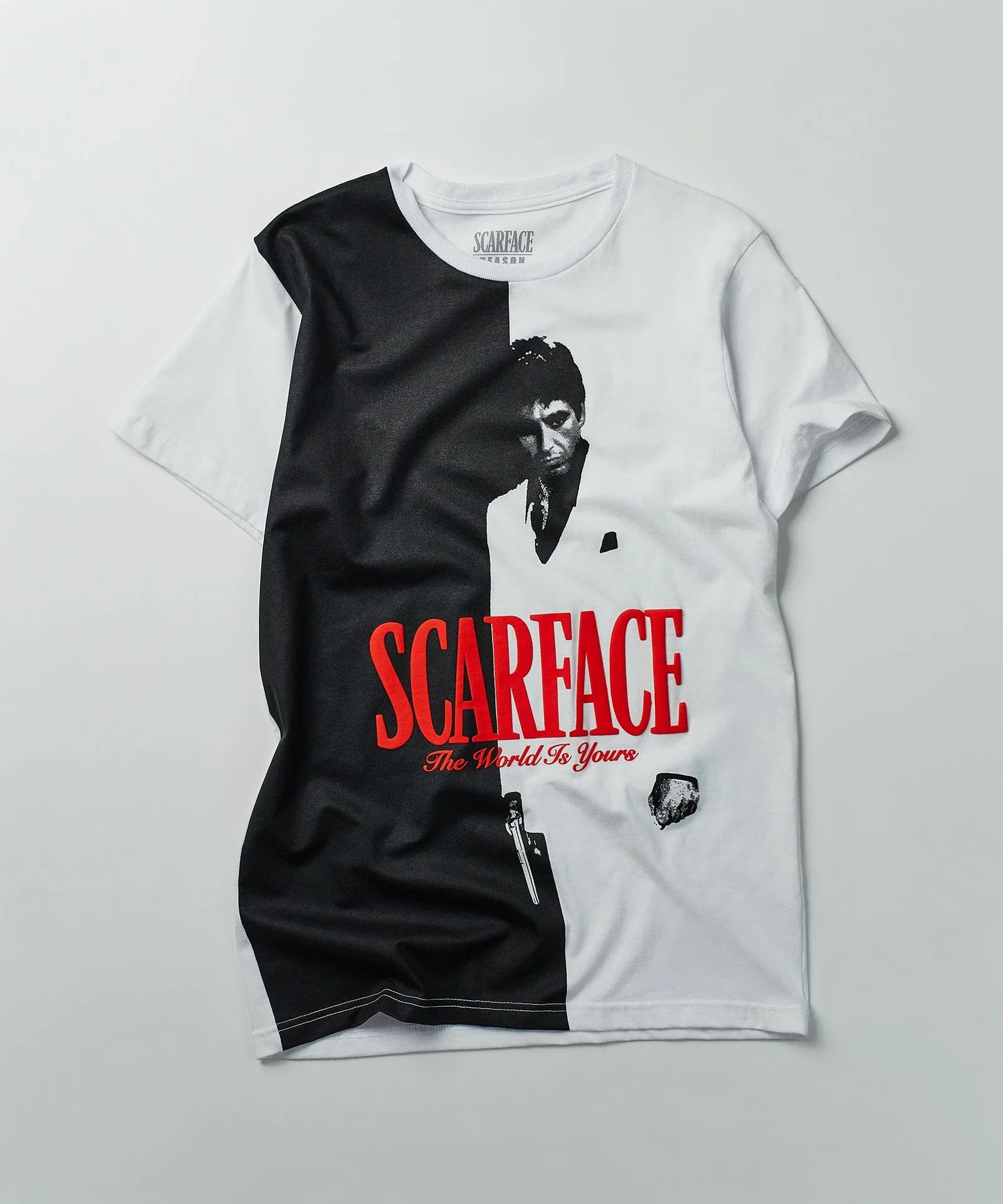 Scarface™ Collab World Is Yours Black And White Split Tee