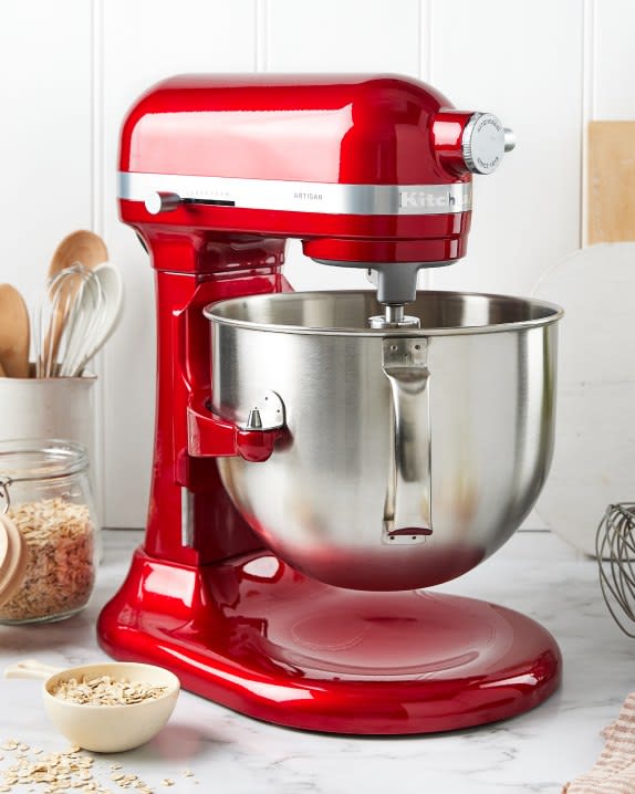 KitchenAid Artisan Stand Mixer Sale: Get 26% Off!