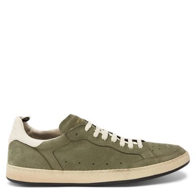 Sneakers udført i nubuck læder, med en latex gummisål i vintage look.  KARRE/010 Sko