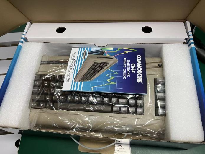 Indiegogo: 📢 Update #13 from The ALL NEW COMMODORE 64x Back & Better ...