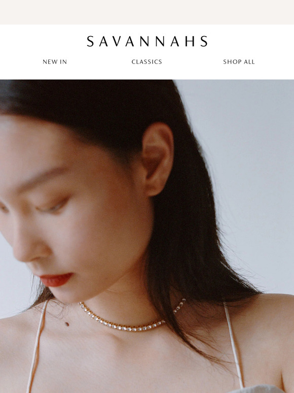 Summer days demand chic accessories